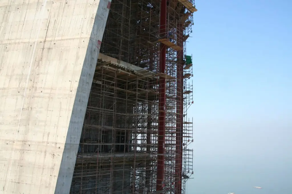 Al Hamra Firdous Tower