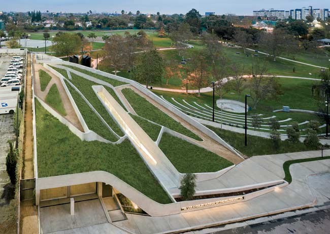 holocaust 2 exterior