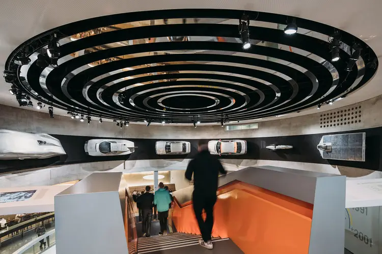 Mercedes-Benz Museum Stuttgart UnStudio double helix