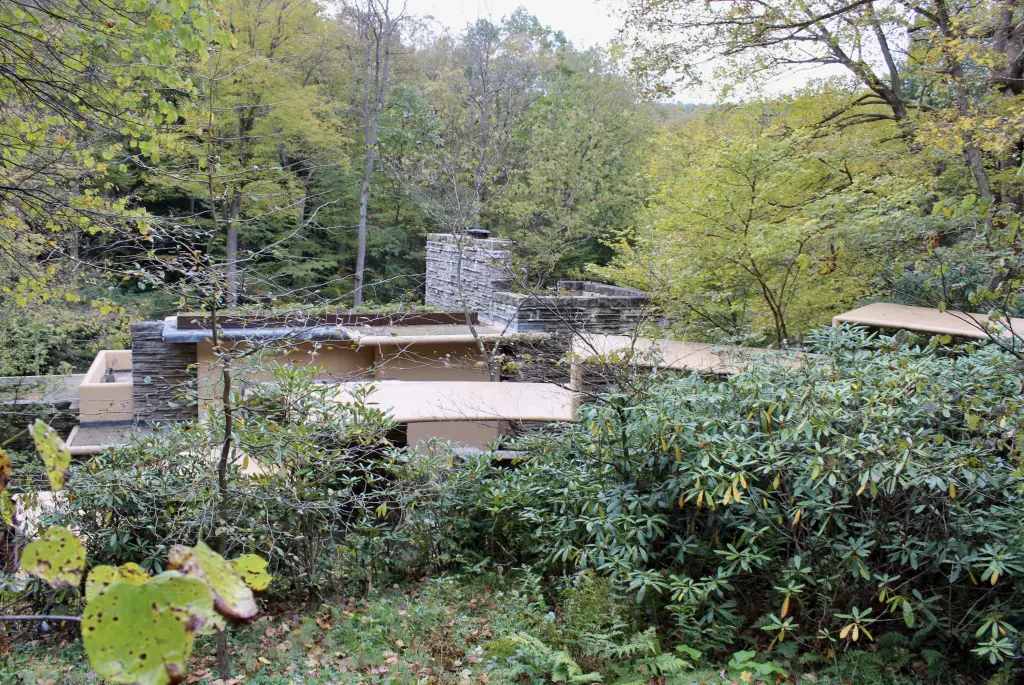 Fallingwater Frank Lloyd Wright Organic Architecture