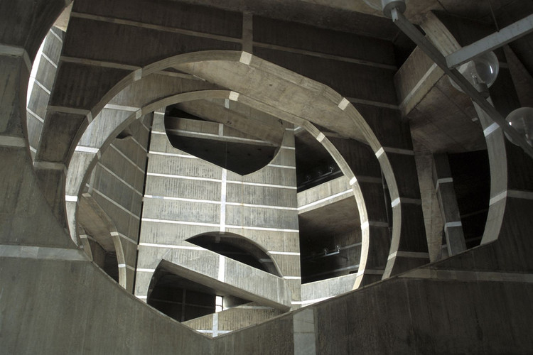 National Assembly Building Bangladesh Louis Kahn