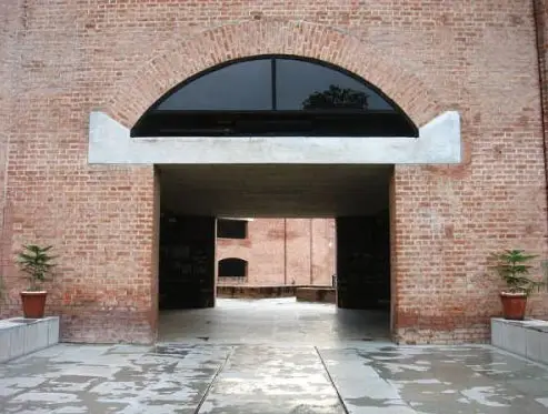IIM Ahmedabad Architecture