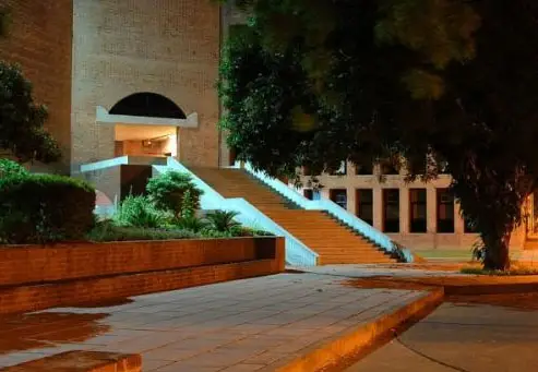 IIM Ahmedabad Architecture