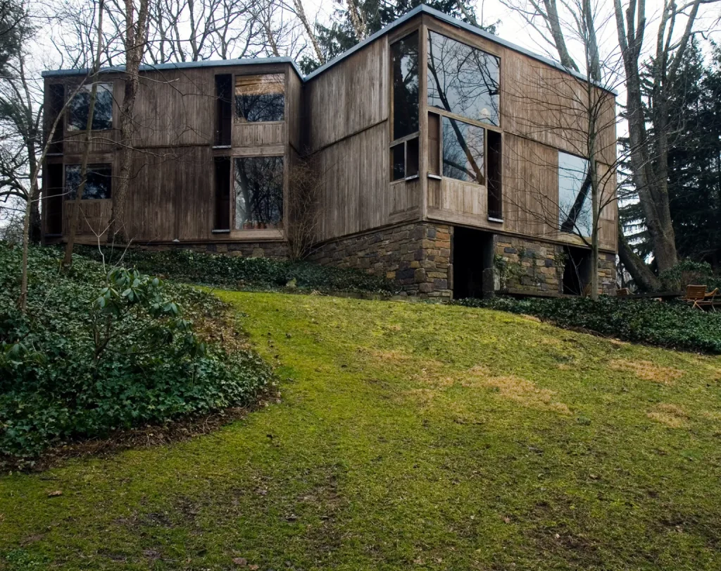 fisher house by louis kahn 02