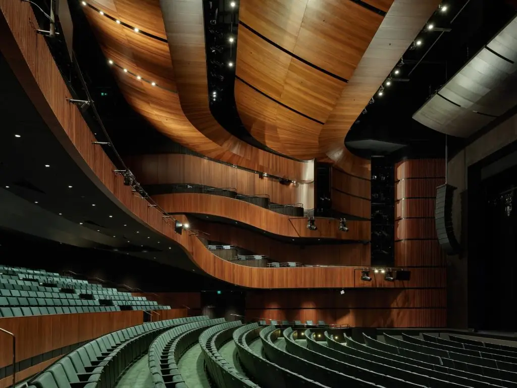 the glass house theater snohetta 08
