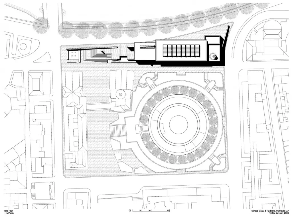 Museo dell Ara Pacis by Richard Meier, [main glass wall / entrance hall concrete
columns / travertine exterior / Ara Pacis altar pavilion skylight / Tiber River
facade / Piazza Augusto Imperatore context], Rome Italy 2006
