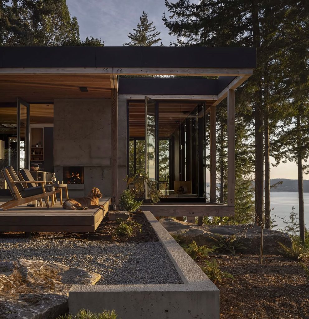 Longbranch Residence