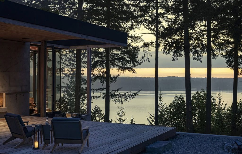 Longbranch Residence